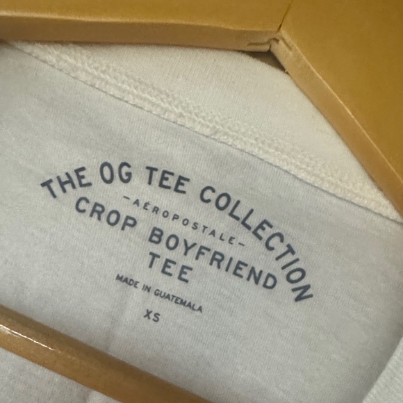 Aeropostale Cream Crop Boyfriend Tee - Picture 2 of 4